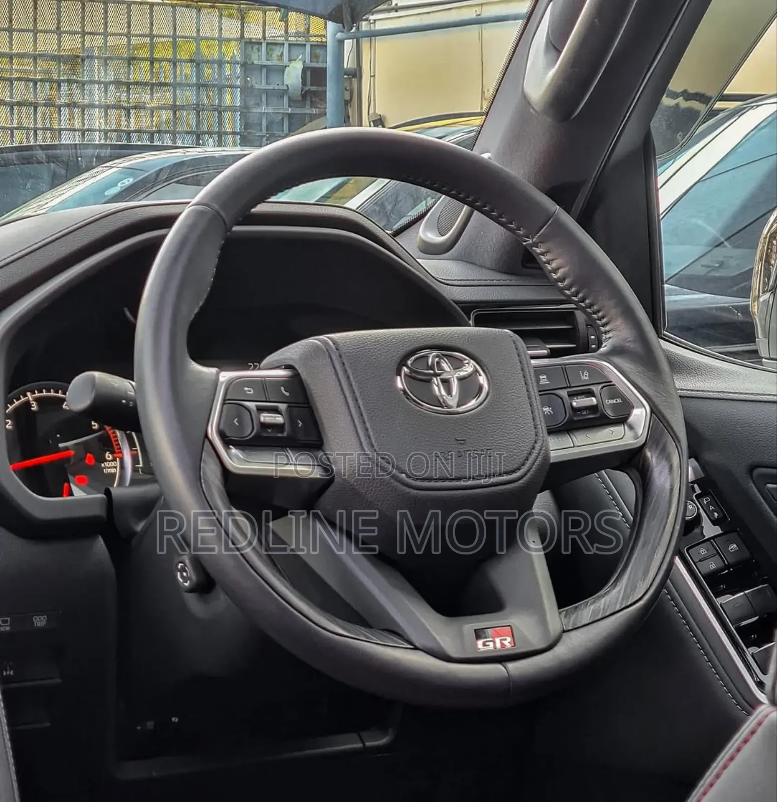 Toyota Land Cruiser 2022 Pearl