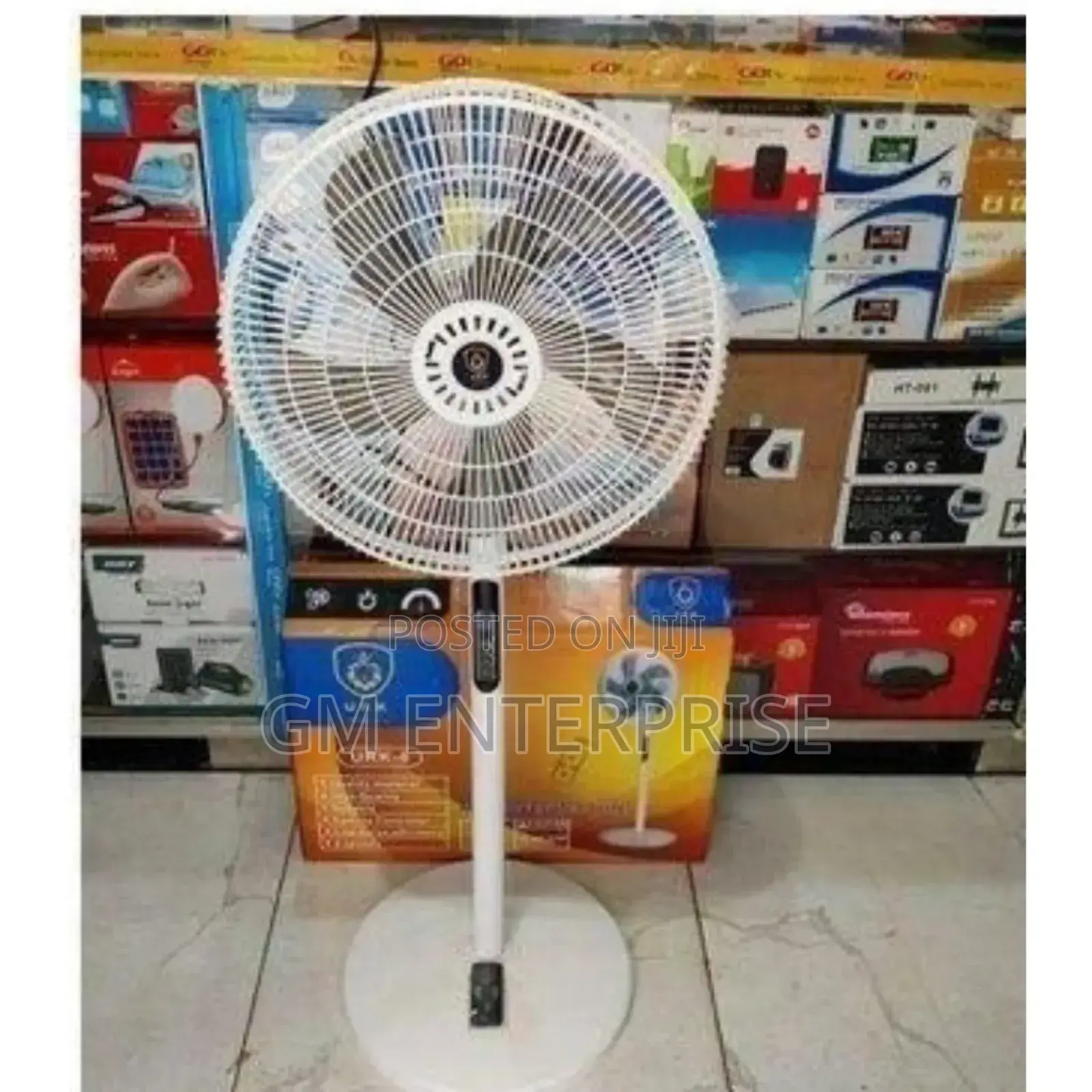 Urk Stand Fan With Remote