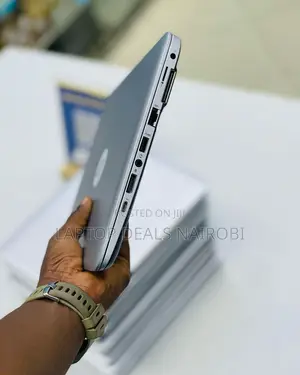 Laptop HP EliteBook 820 G3 8GB Intel Core I5 SSD 256GB