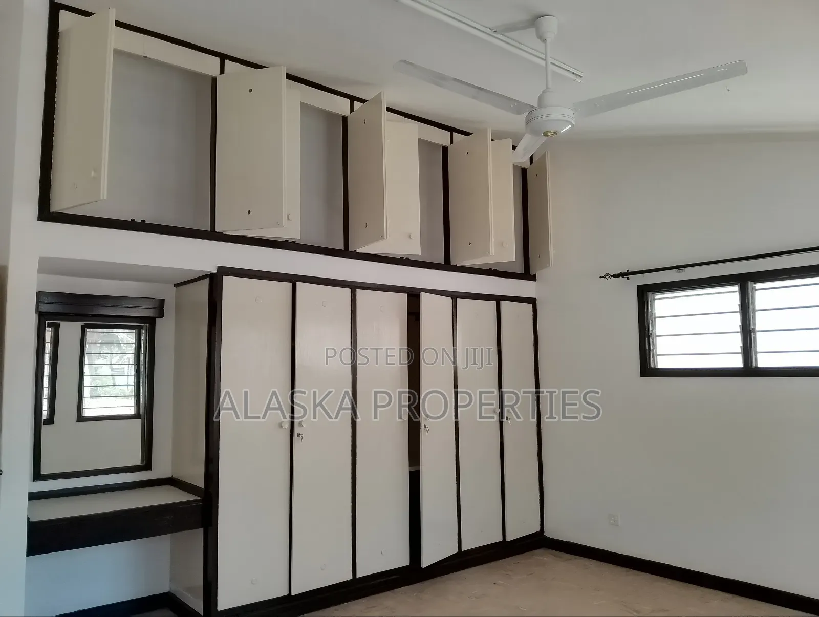 4bdrm Villa in Nyali Estate for rent