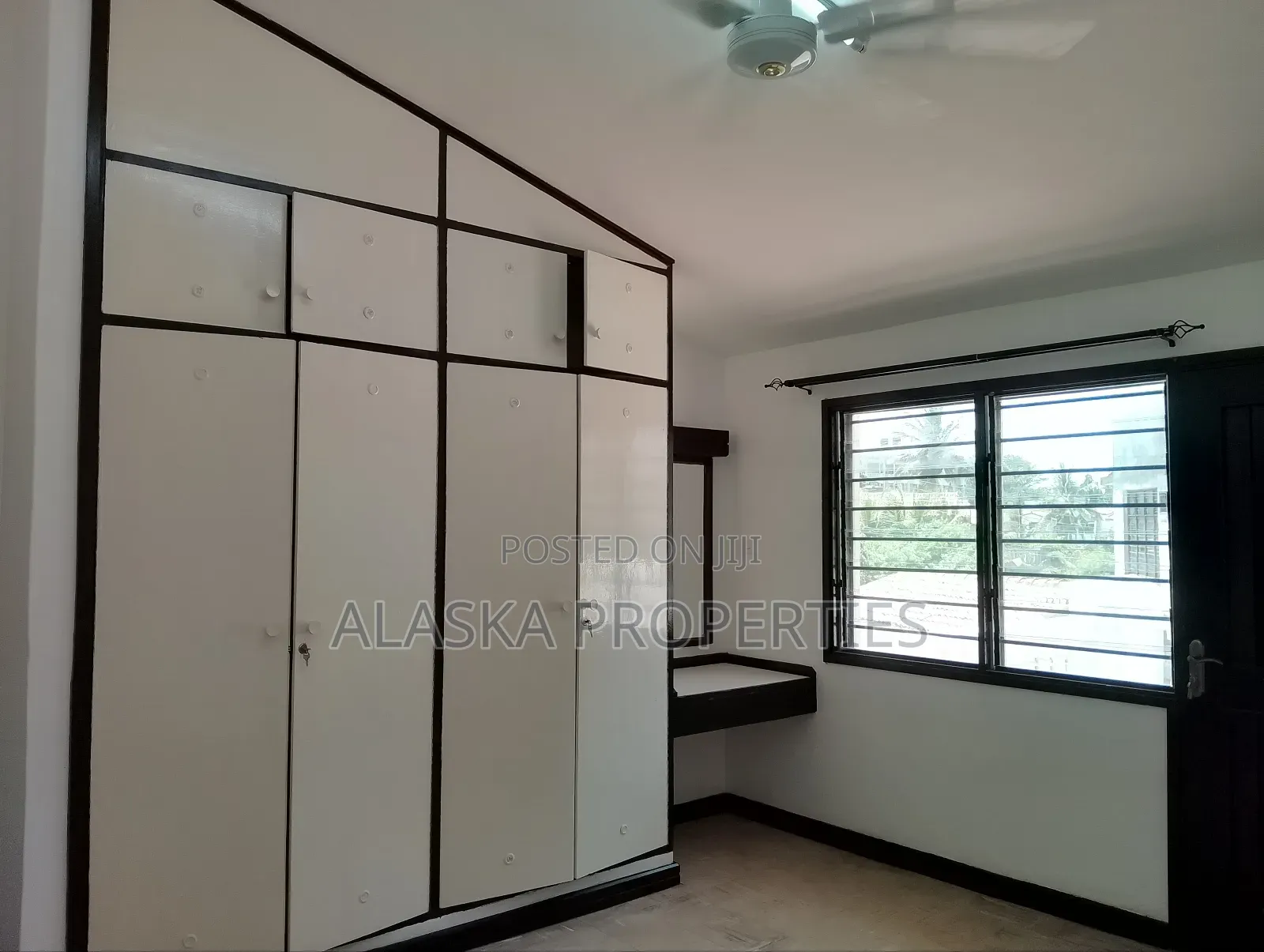4bdrm Villa in Nyali Estate for rent