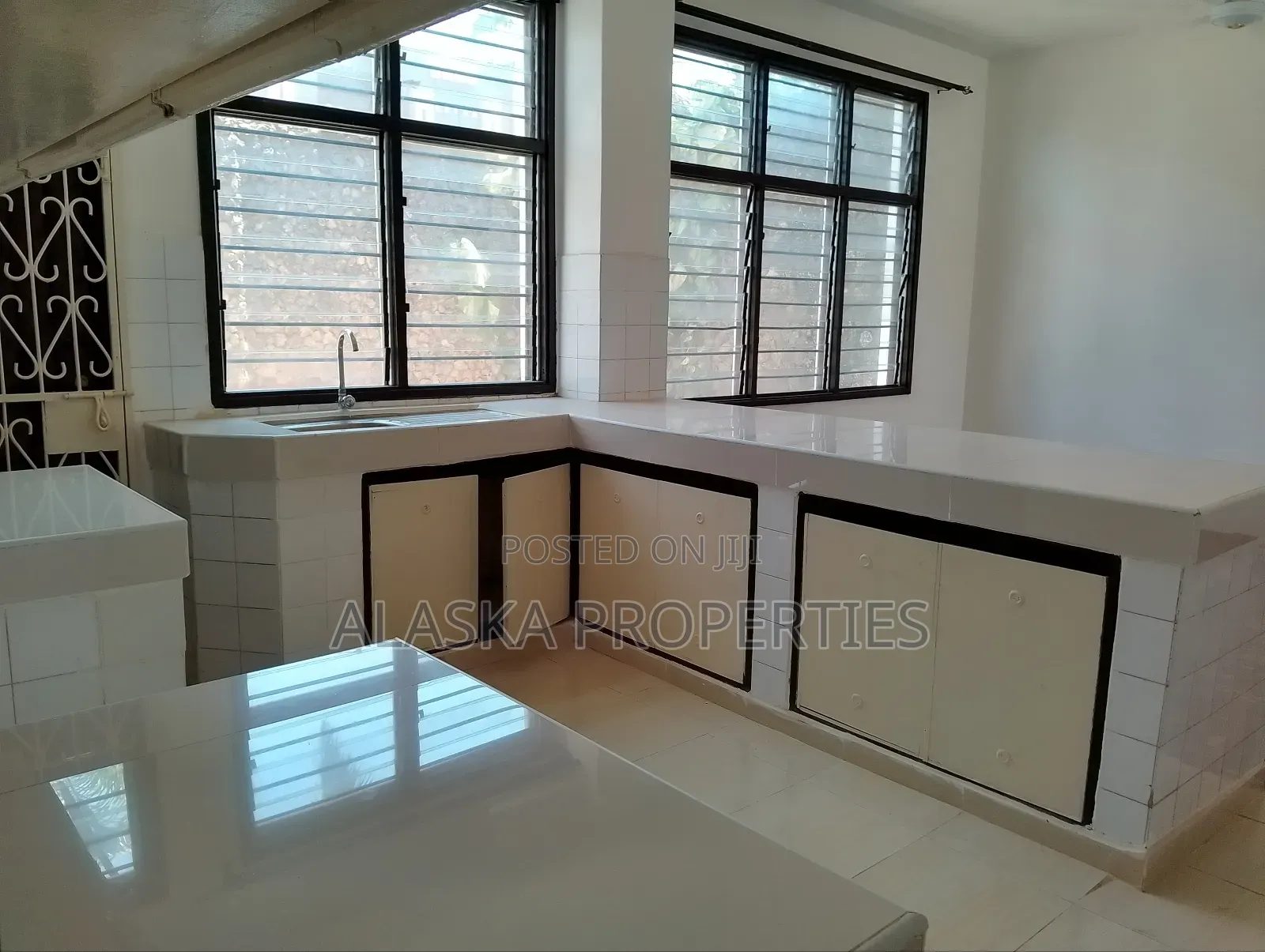4bdrm Villa in Nyali Estate for rent