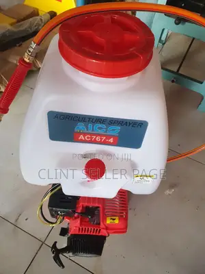 Engine Knapsack Sprayer.