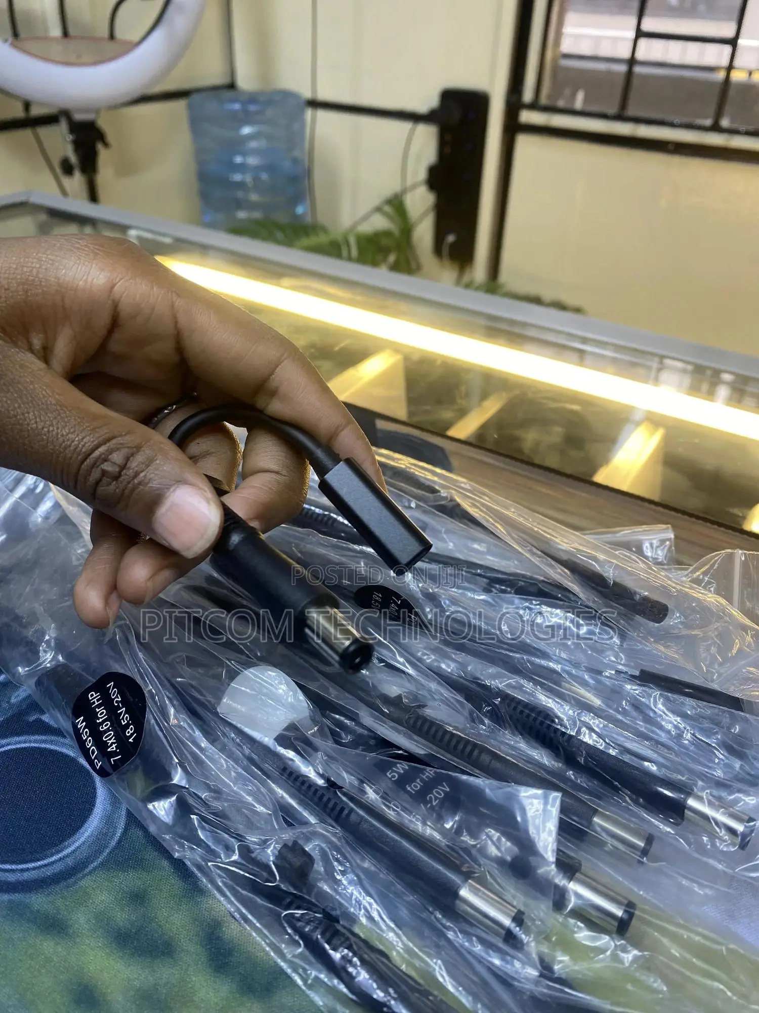 Type-C to Hp Big Pin Connector