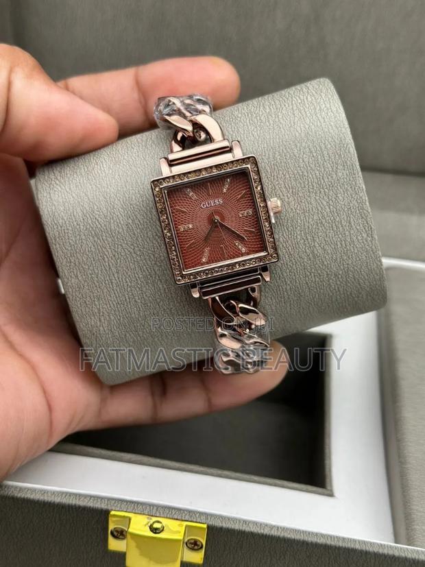 Simple Ladys Guess Watch - thumbnail 3