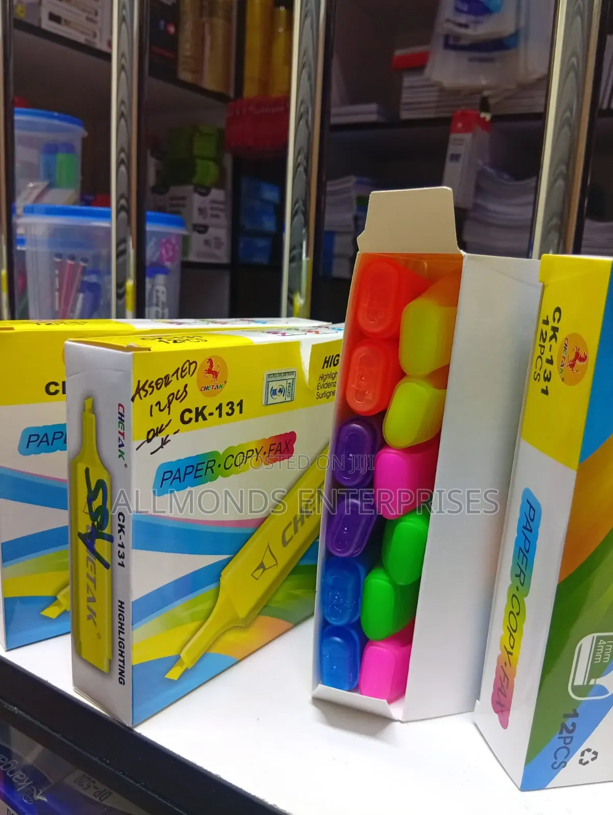 A Packet of Chetak Highlighter- 12pieces