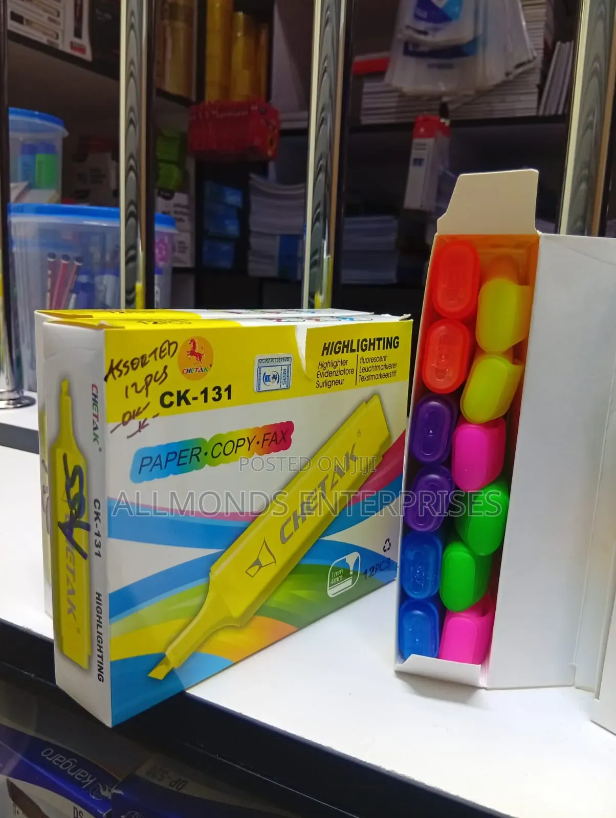 A Packet of Chetak Highlighter- 12pieces