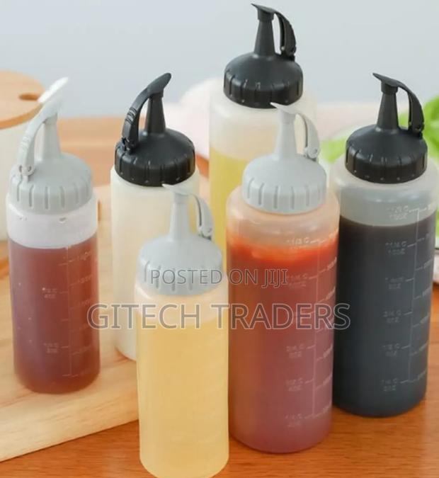Condiment Squeeze Bottle 350mls Capacity