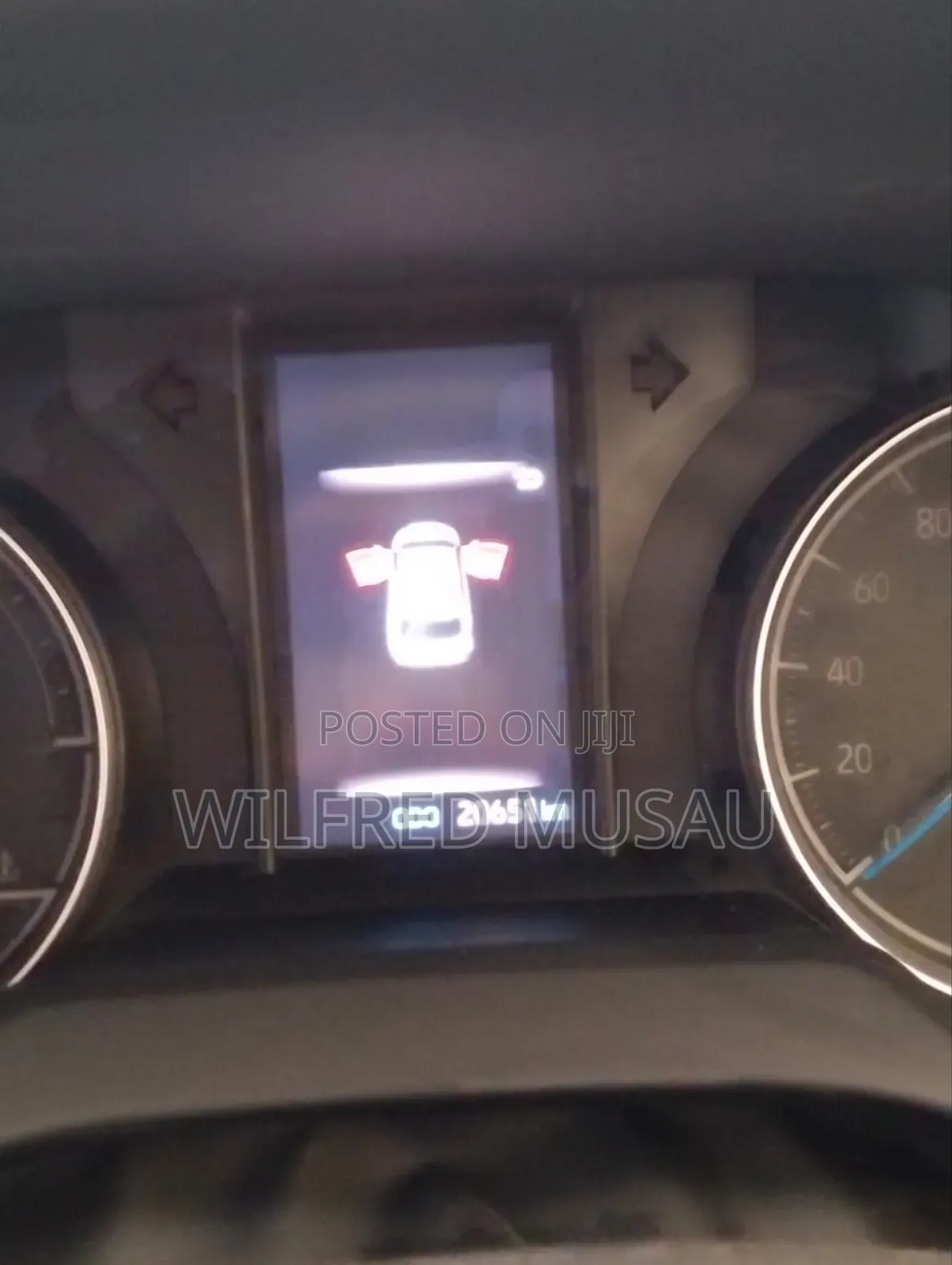 Toyota Harrier 2.5 Hybrid 2020 Blue