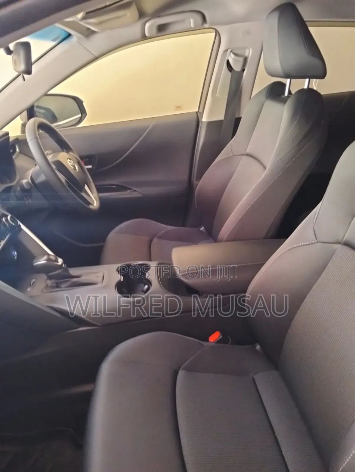 Toyota Harrier 2.5 Hybrid 2020 Blue
