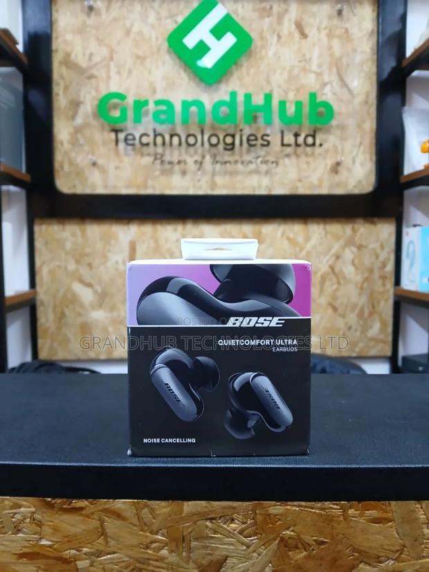 Bose Ultra Open Earbuds - thumbnail 2