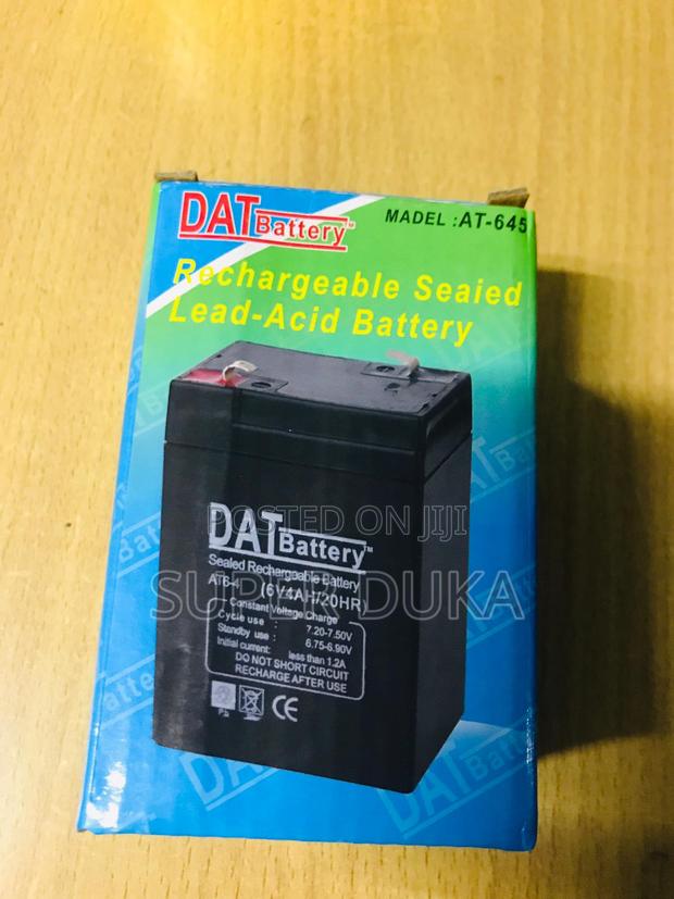 Rechargeable Sealed Lead Acid Battery.6v 4 Ah.Dat 645