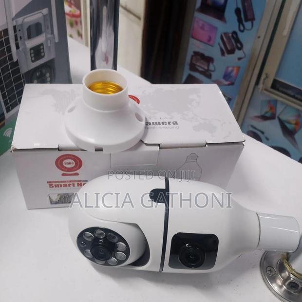 Rotating Dual Lens Bulb Camera - main view