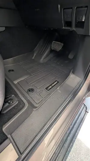 Land Cruiser V8 200 Series Floor Mat