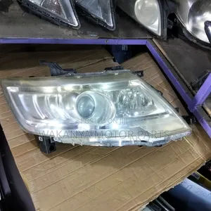 Nissan Serena Fc25 Xenon Head Lamp, Model 2008/09. Ex Japan