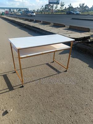 Manicure Marble Table, 4 Seater - thumbnail 2