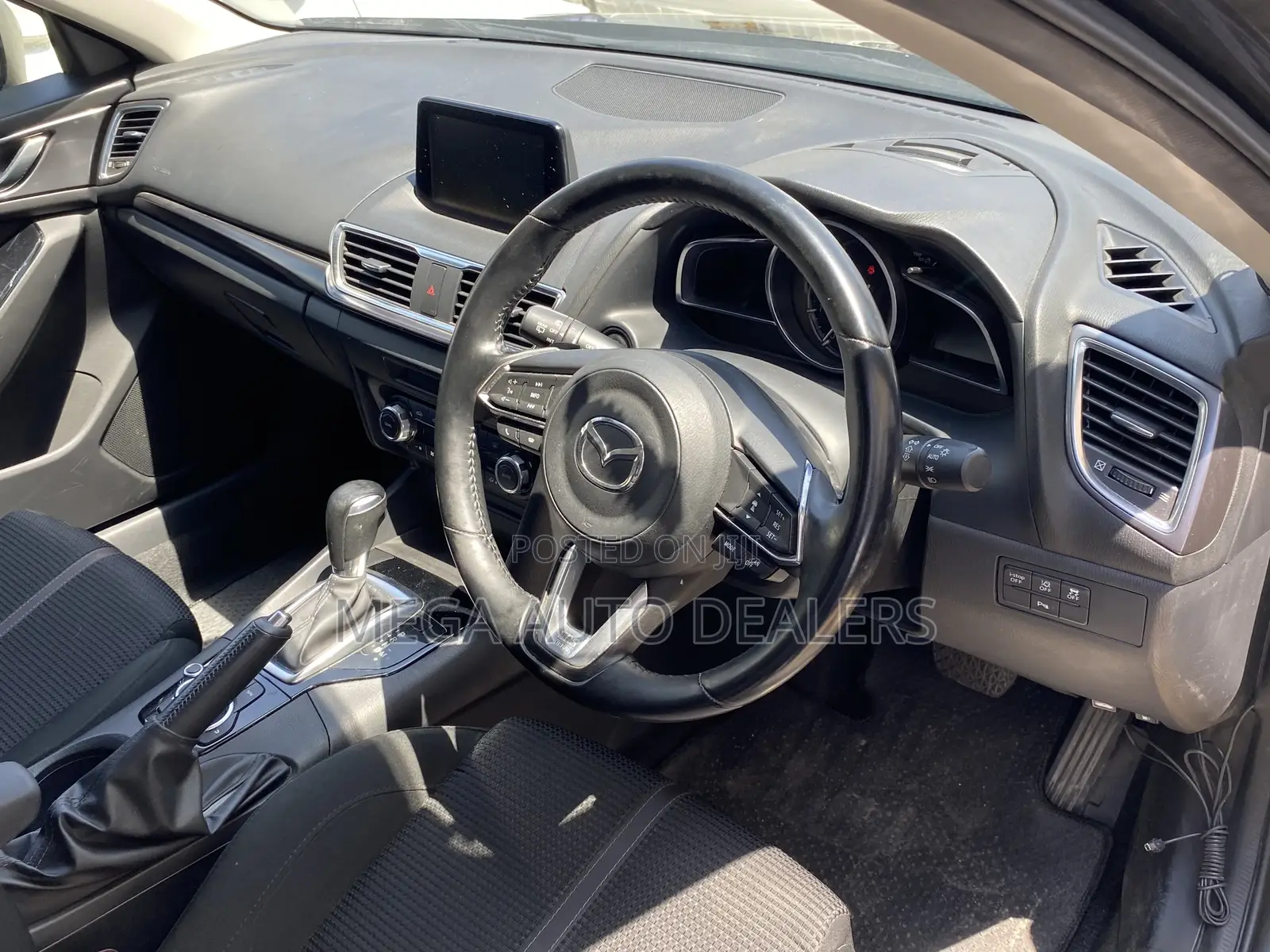 Mazda Axela 2018 Gray