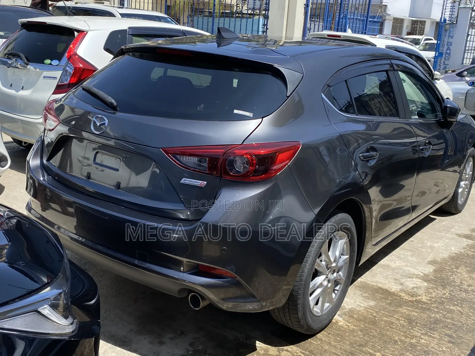 Mazda Axela 2018 Gray