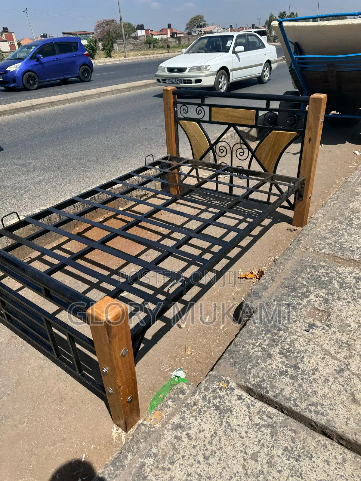 4by6 Metallic Wood Bed