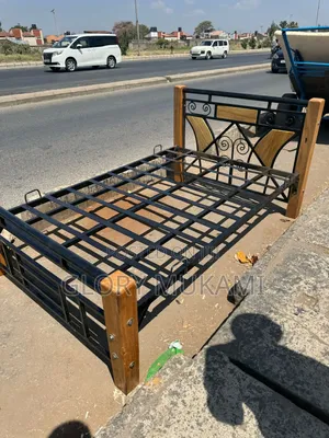 4by6 Metallic Wood Bed