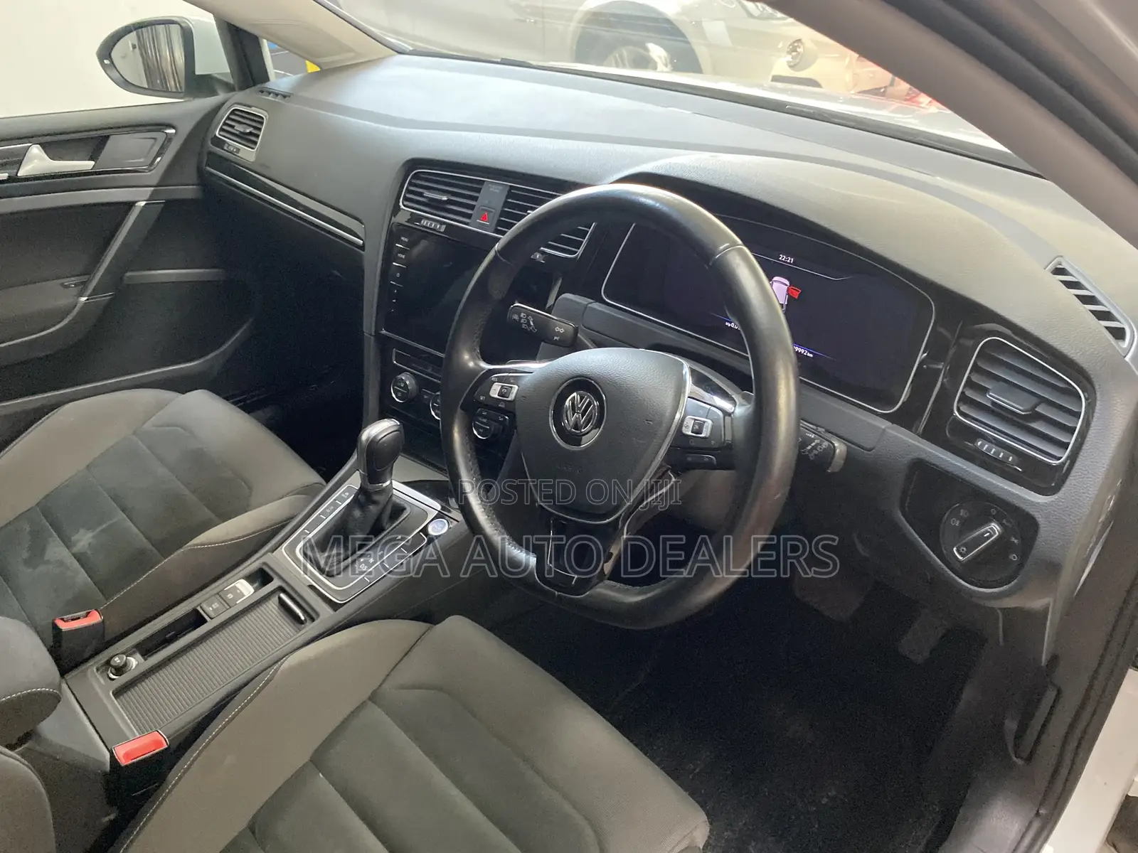 Volkswagen Golf 2018 White