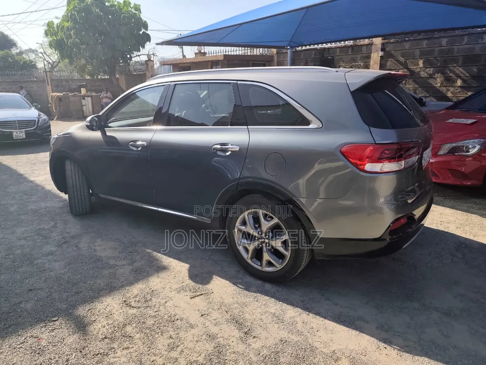 Kia Sorento LX 4dr SUV (2.4L 4cyl 6A) 2015 Gray