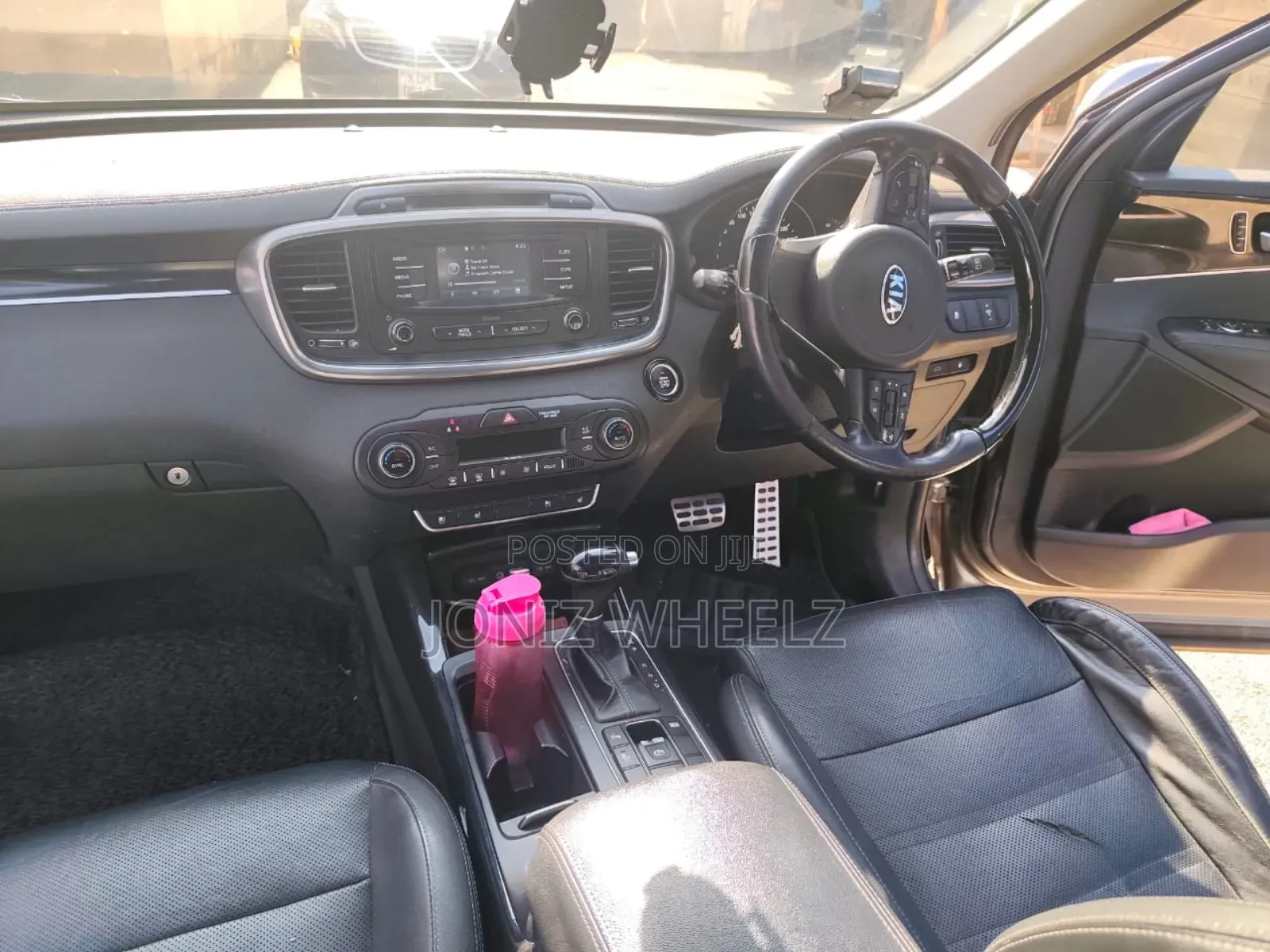 Kia Sorento LX 4dr SUV (2.4L 4cyl 6A) 2015 Gray