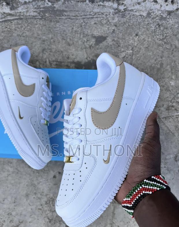Airforce 1 Low" Essential White" 36 38 39 40 41 44 45