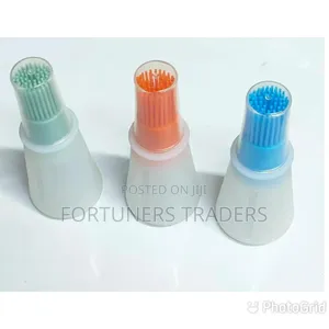 *Silicone Oil Bottle With Attached Brush