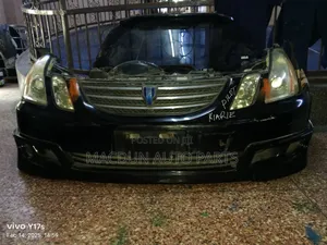 Toyota Mark 2 Blitz Nosecut