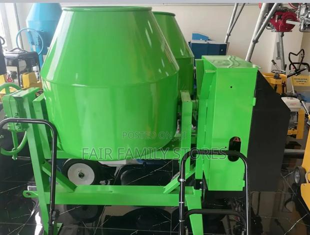 Italy Concrete Mixer - main view