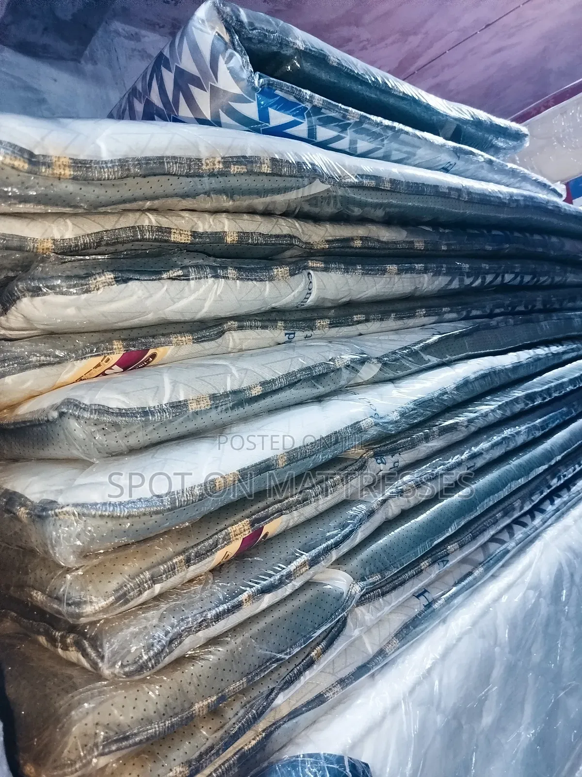 Quality Mattress Toppers Available in Common Sizes.