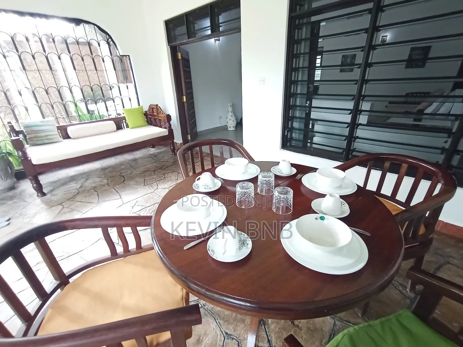 Diani Airbnb 3 Bedroom Private Villa, Large Pool Diani BNB