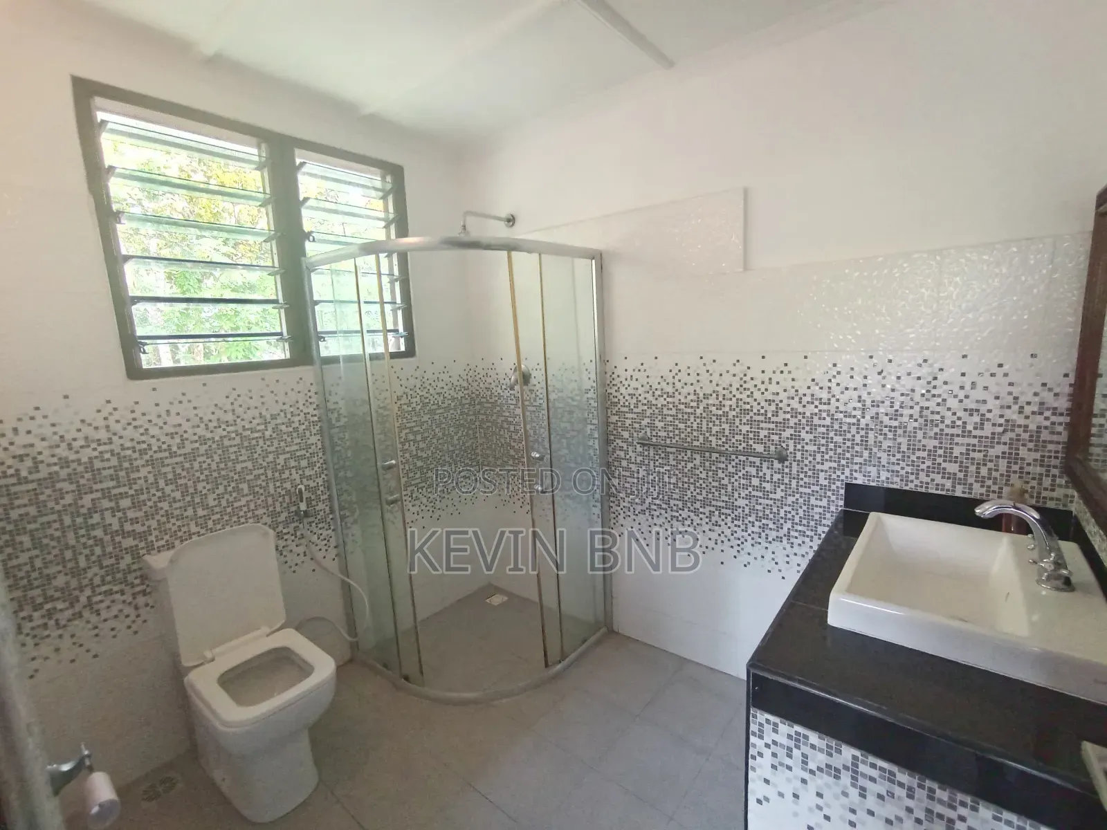 Diani Airbnb 3 Bedroom Private Villa, Large Pool Diani BNB