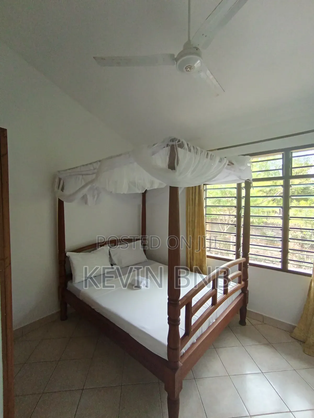 Diani Airbnb 3 Bedroom Private Villa, Large Pool Diani BNB