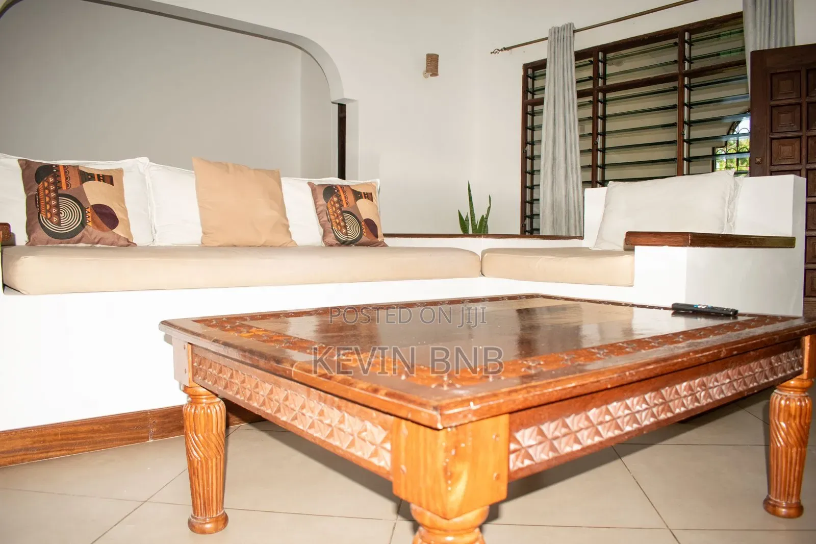 Diani Airbnb 3 Bedroom Private Villa, Large Pool Diani BNB