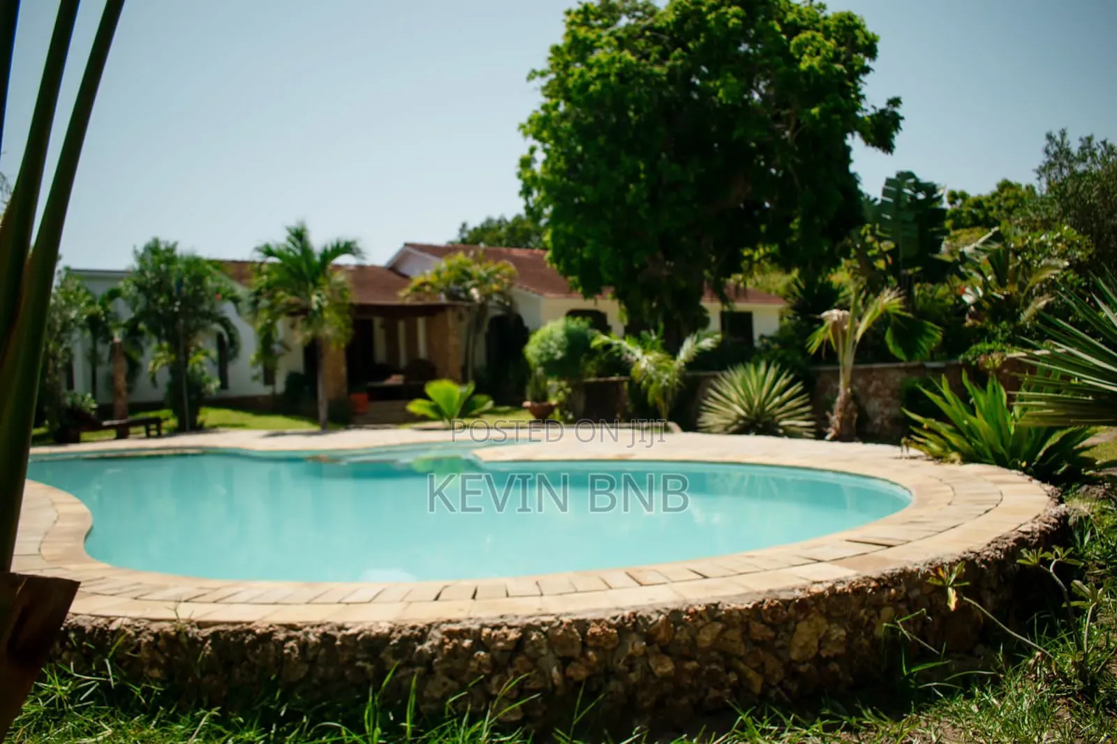 Diani Airbnb 3 Bedroom Private Villa, Large Pool Diani BNB