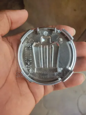 Toyota Crown Centre Caps