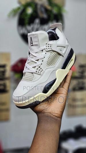 Jordan 4 a Maniere Size 40,41,42,43,44,45