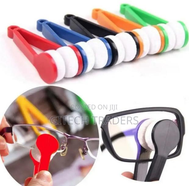 Mini Portable Glasses Cleaning Rub Eyeglass Sunglasses