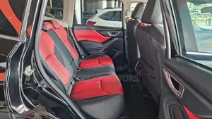 Subaru Forester 2019 Black