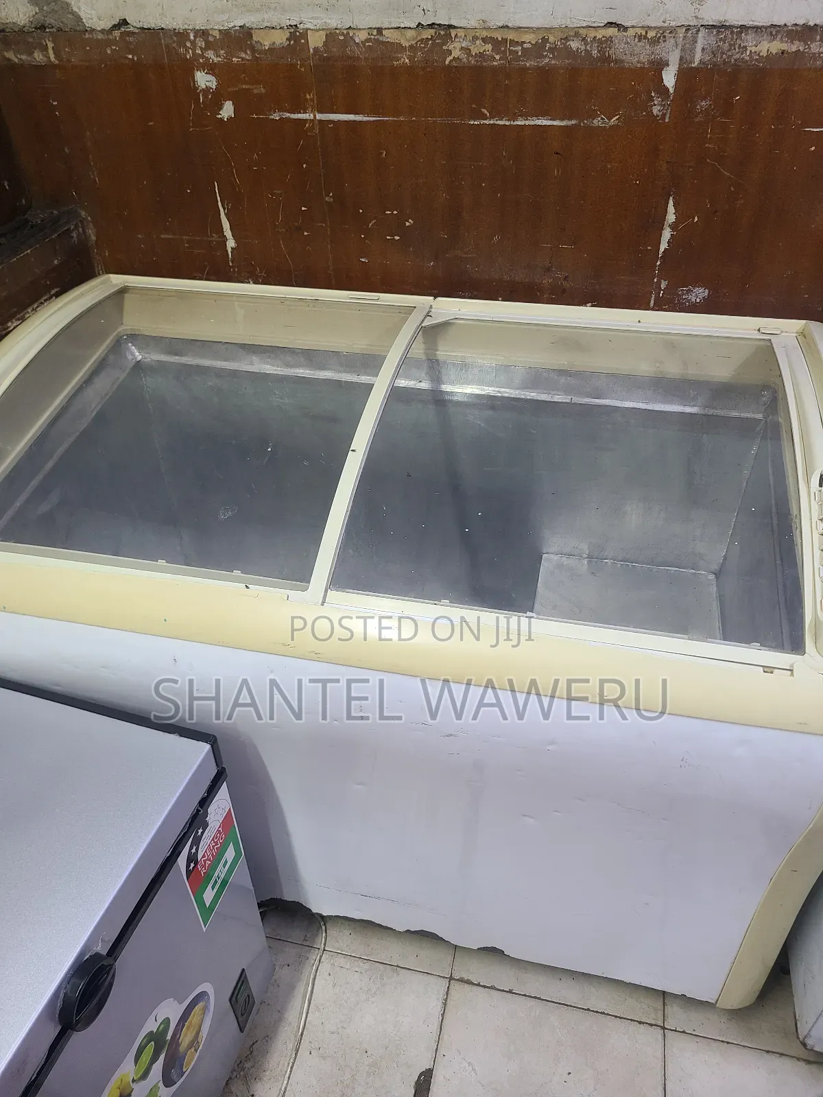 Exuk Deep Freezer Display