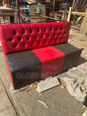 Restaurants And Bar 4 Seater Couch
