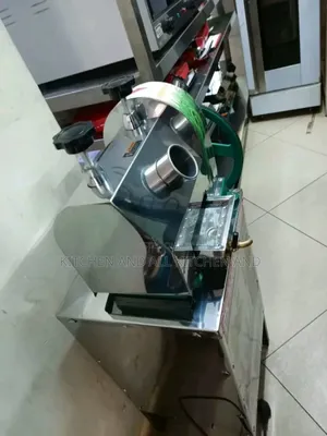 Sugarcane Juice Extractor