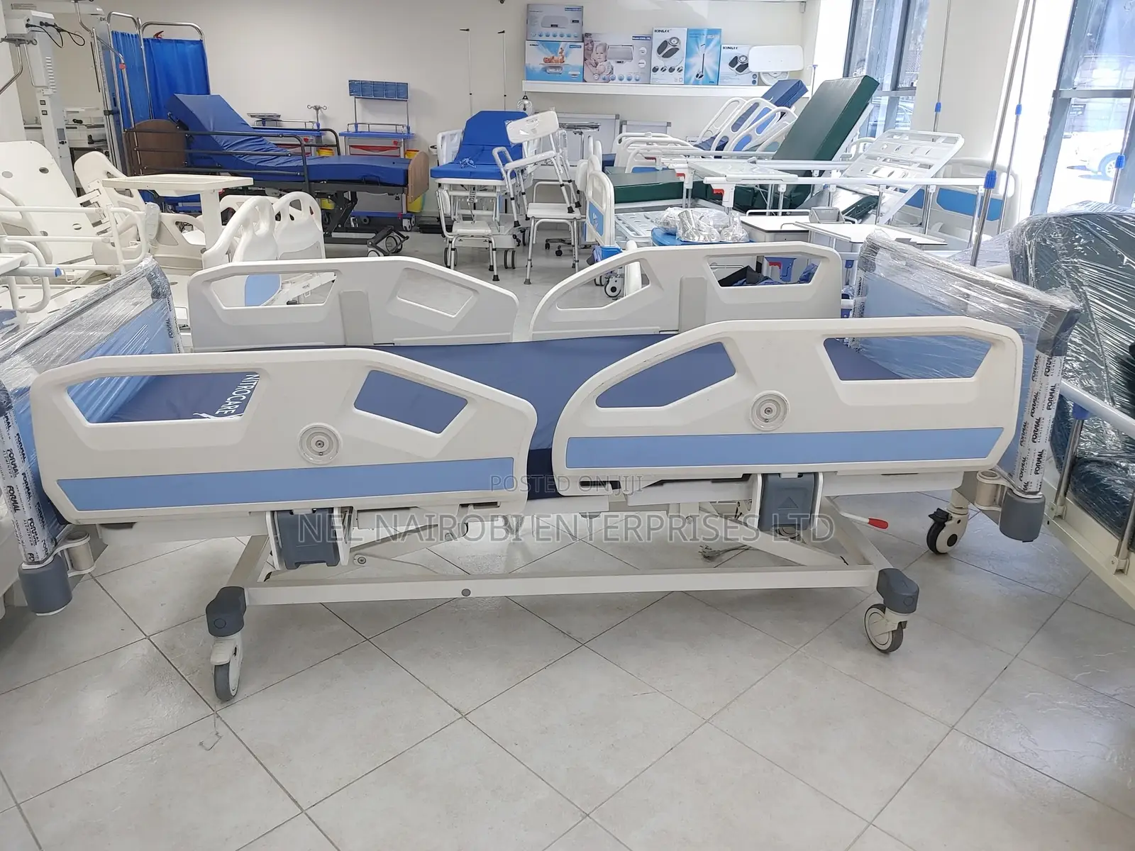 Four Motors Intensive Care Patient Lowbed Without Mattress