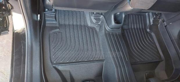 Honda Vezel Original Car Floor Mats - thumbnail 4