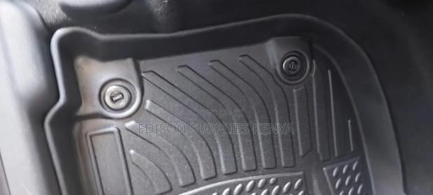 Honda Vezel Original Car Floor Mats - thumbnail 5