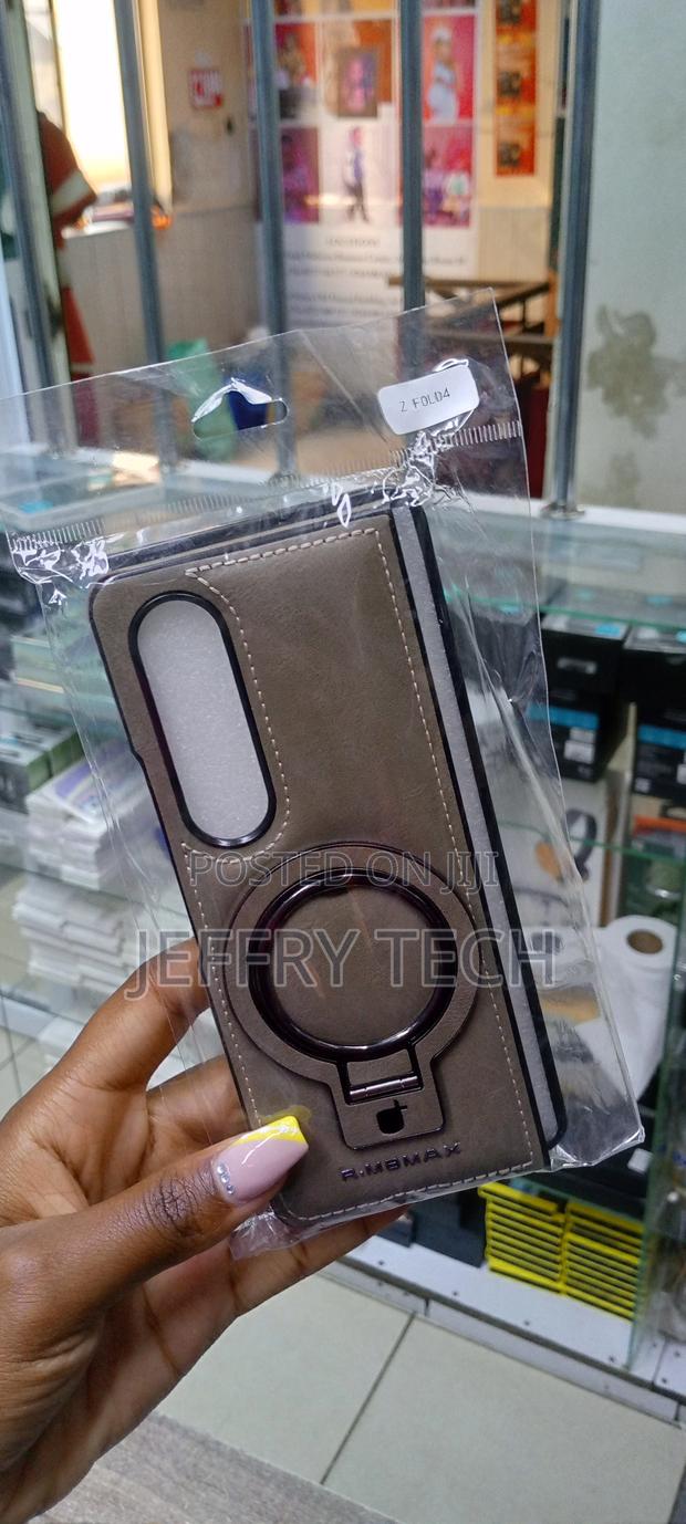 Galaxy Z Fold 4 With 360° Adjustable Magnetic Stand-Gray - thumbnail 3