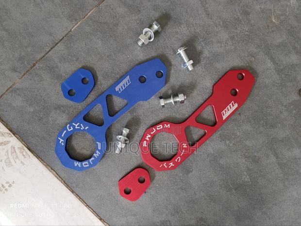 Durable Rear Tow Hook – Secure Towing