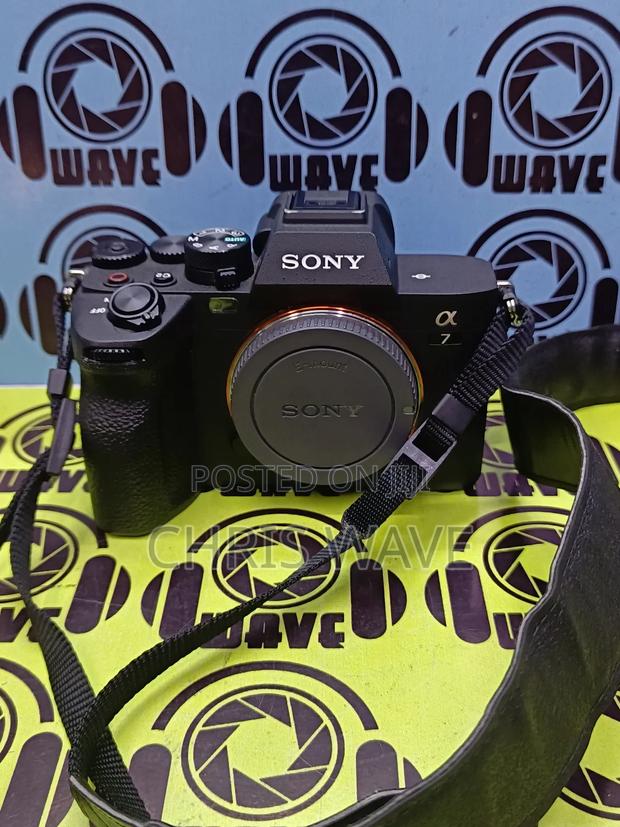 Mint New Sony A7iv Mirrorless Camera - main view